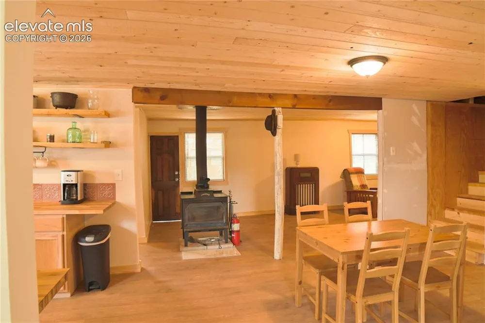 3800 Doe Valley Road Guffey, CO 80820