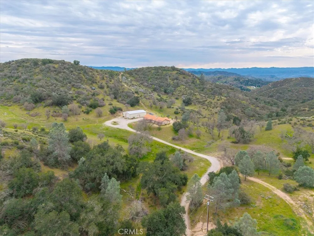 3151 Parkhill Santa Margarita, CA 93453