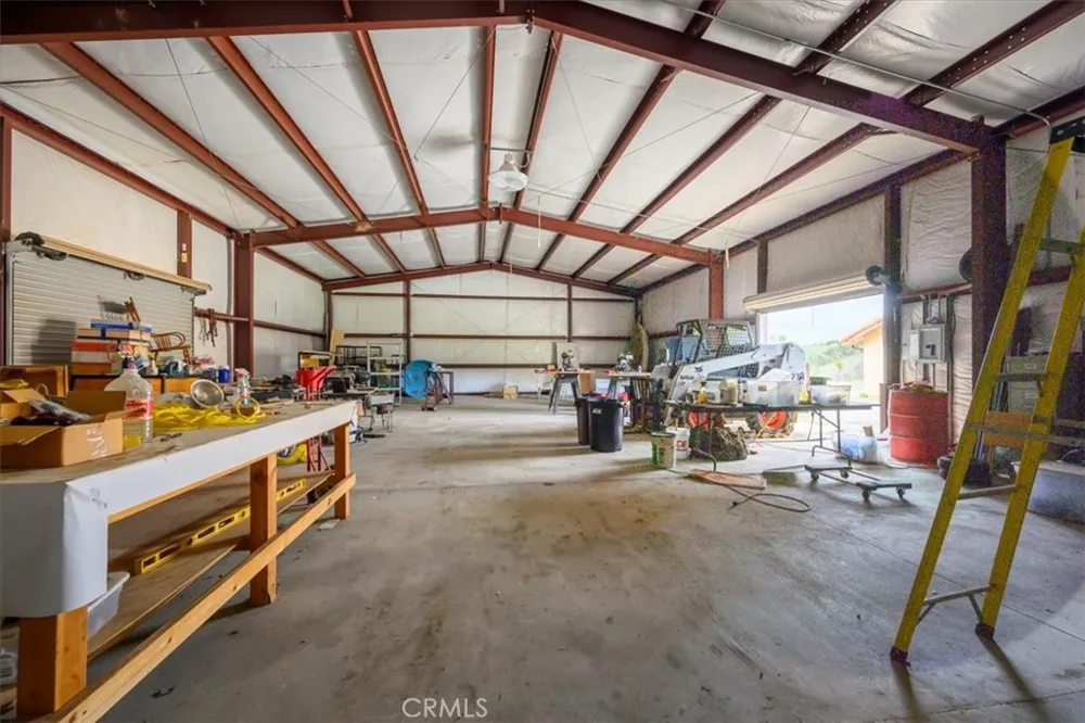 3151 Parkhill Santa Margarita, CA 93453