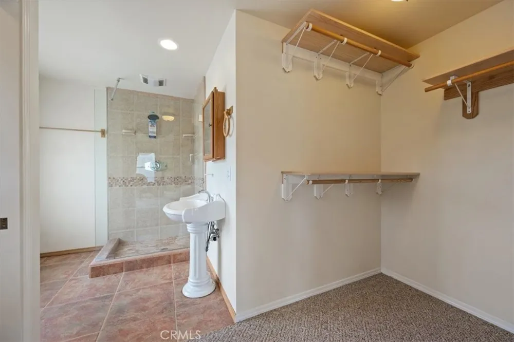 3151 Parkhill Santa Margarita, CA 93453