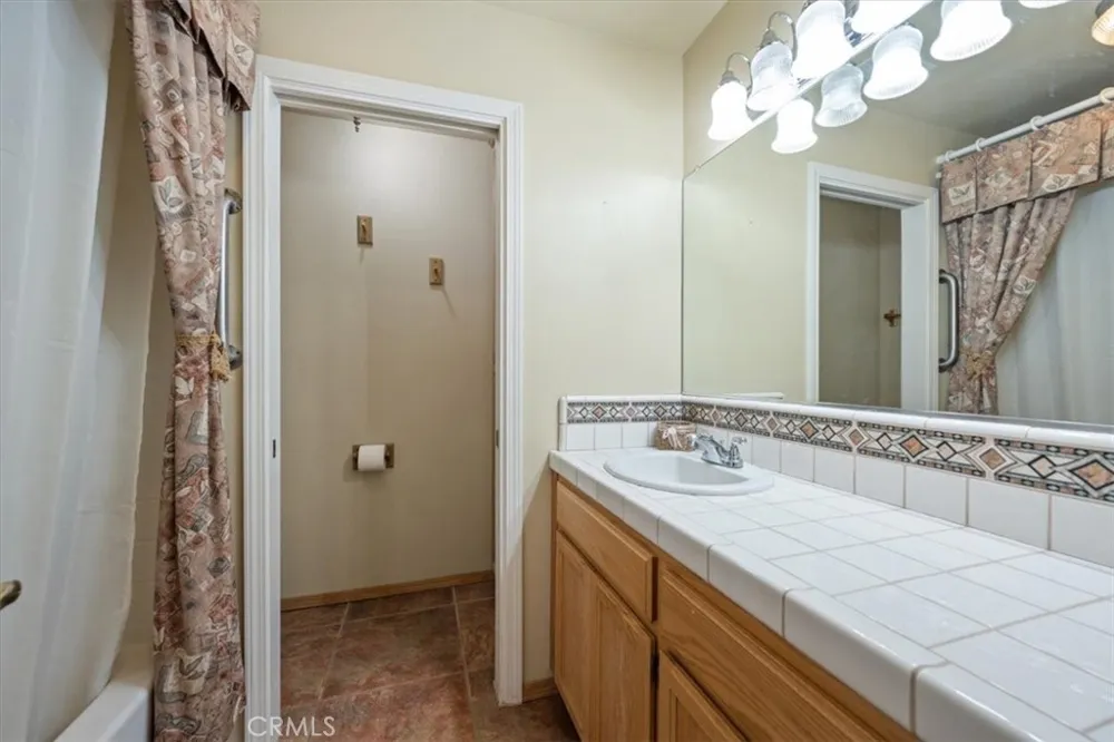 3151 Parkhill Santa Margarita, CA 93453