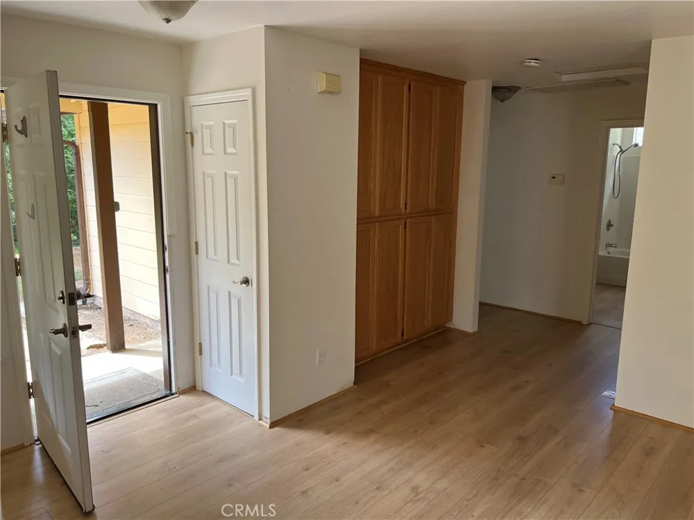 3151 Parkhill Santa Margarita, CA 93453