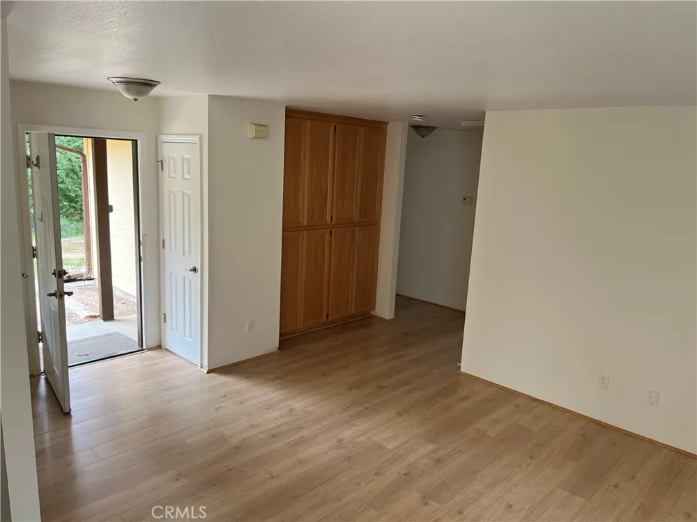 3151 Parkhill Santa Margarita, CA 93453