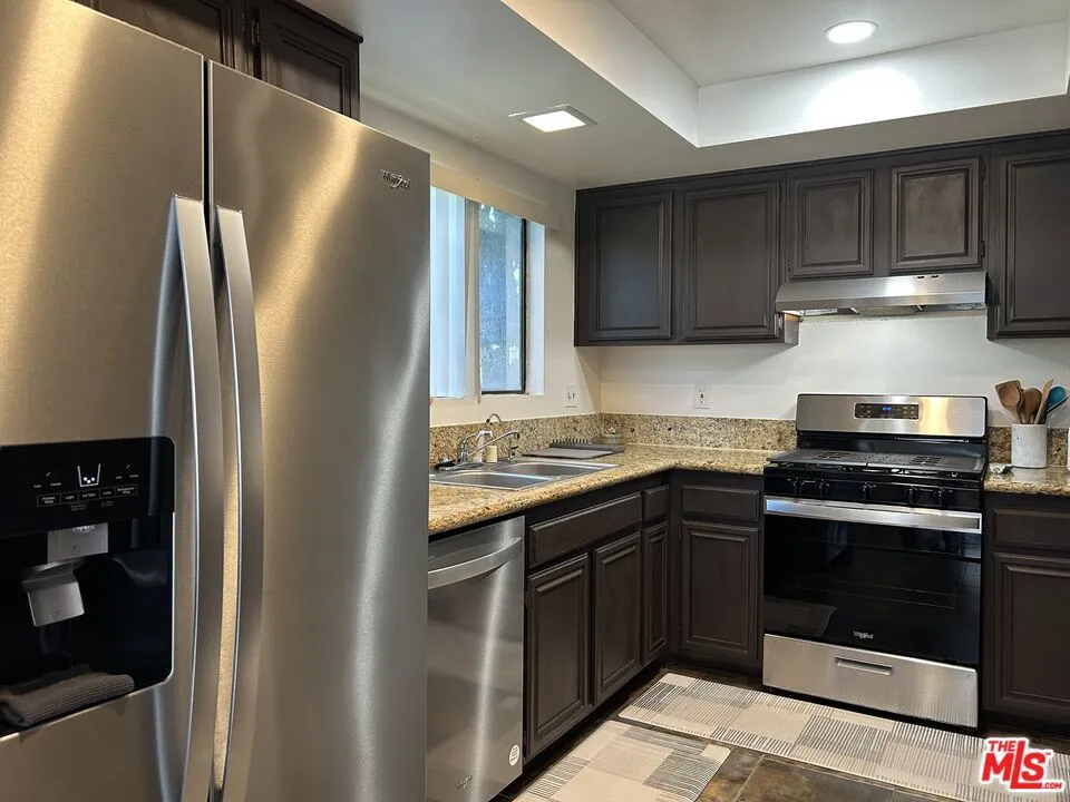 1450 W 146th Street #14 Gardena, CA 90247
