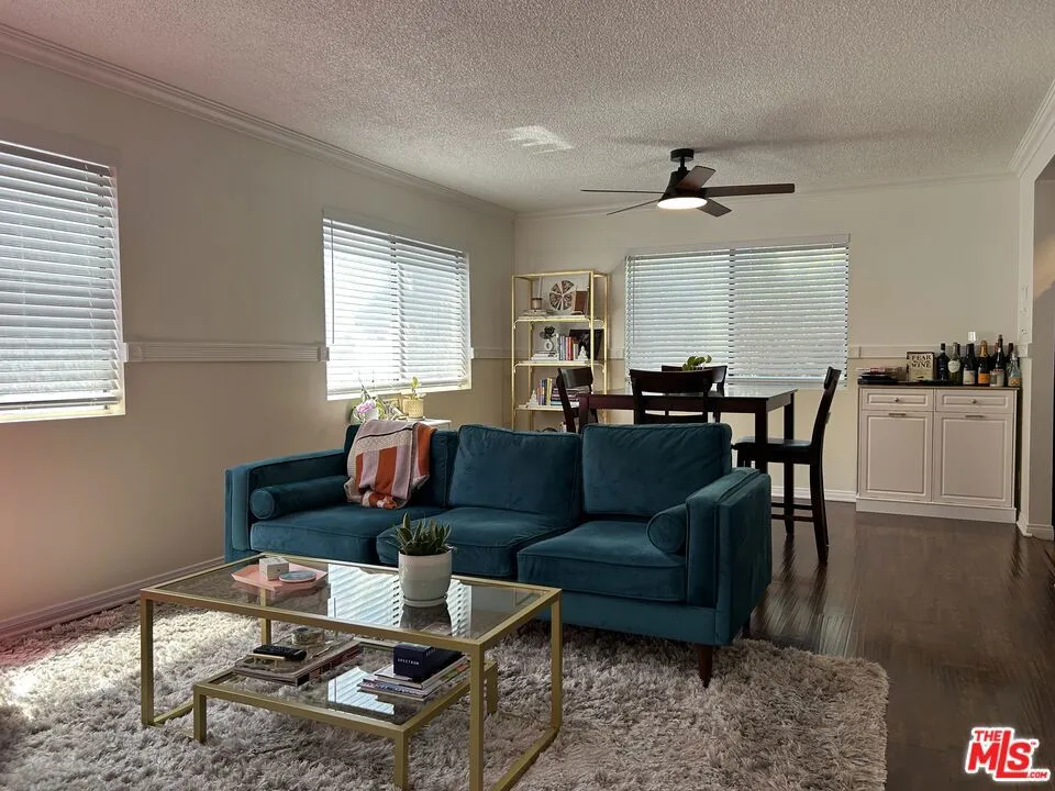 1450 W 146th Street #14 Gardena, CA 90247