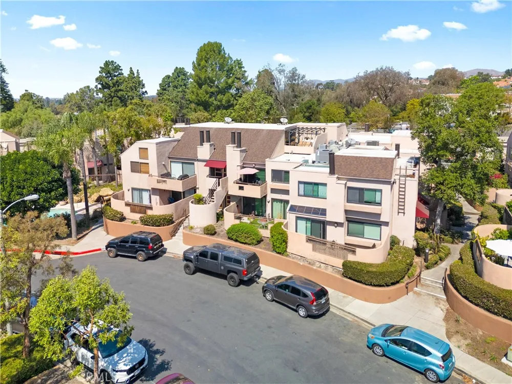 25761 Le Parc #68 Lake Forest, CA 92630