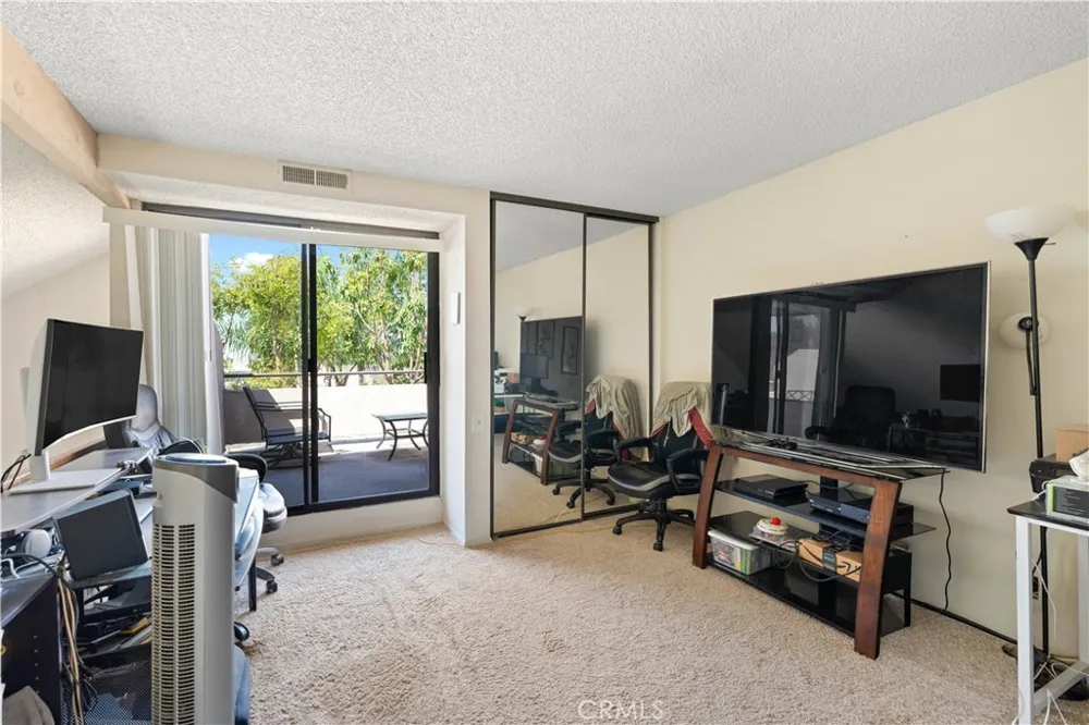 25761 Le Parc #68 Lake Forest, CA 92630