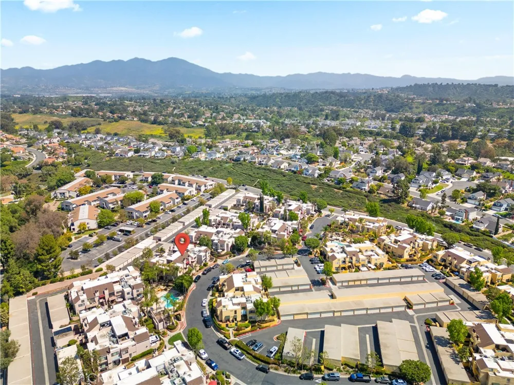 25761 Le Parc #68 Lake Forest, CA 92630