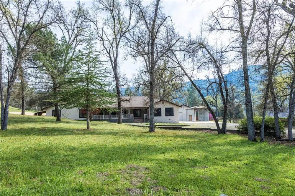 45344 S Oakview Oakhurst, CA 93644