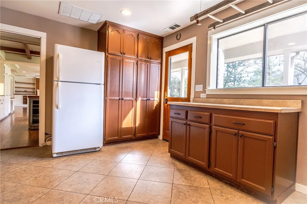 45344 S Oakview Oakhurst, CA 93644