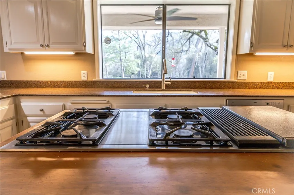 45344 S Oakview Oakhurst, CA 93644