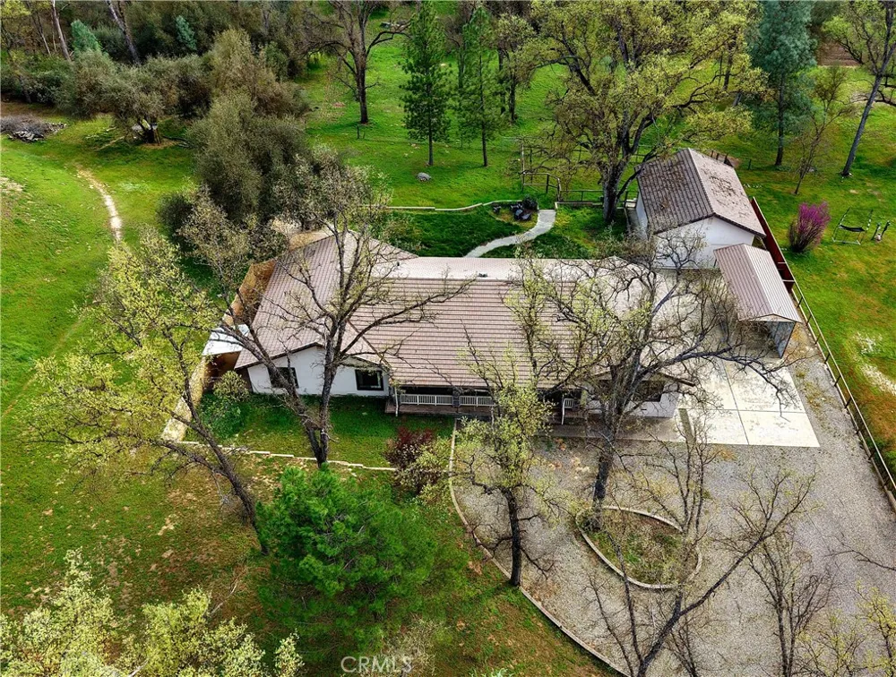 45344 S Oakview Oakhurst, CA 93644