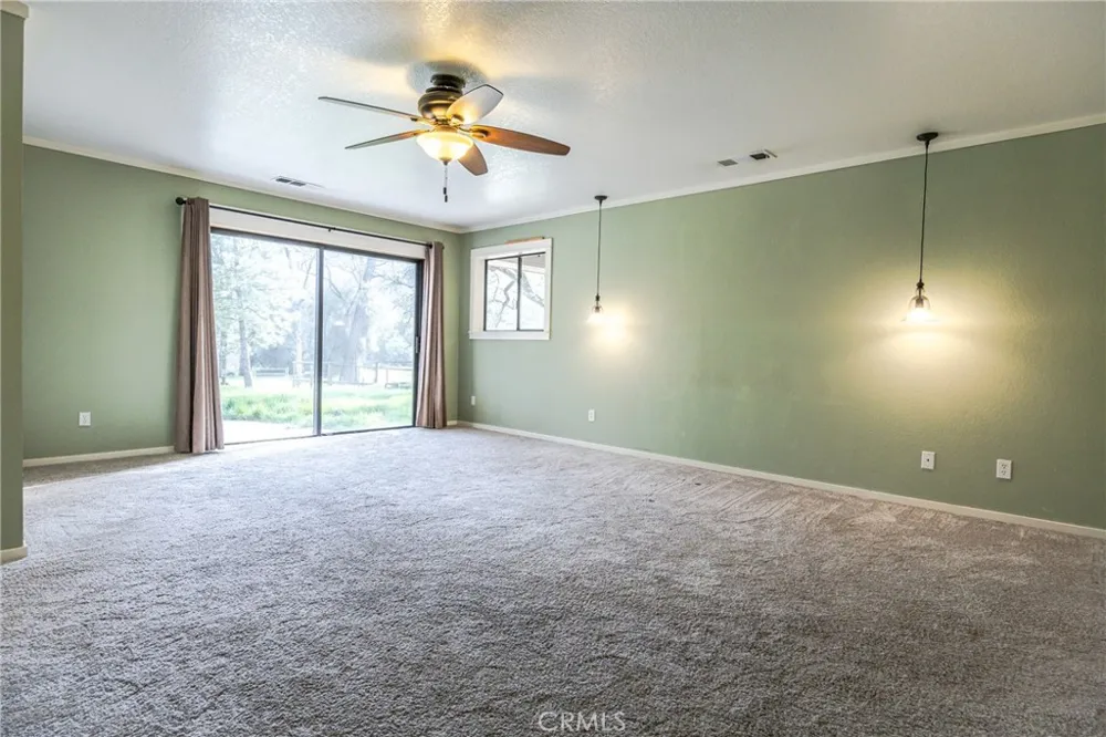 45344 S Oakview Oakhurst, CA 93644