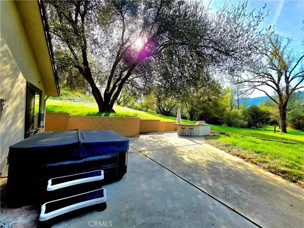 45344 S Oakview Oakhurst, CA 93644
