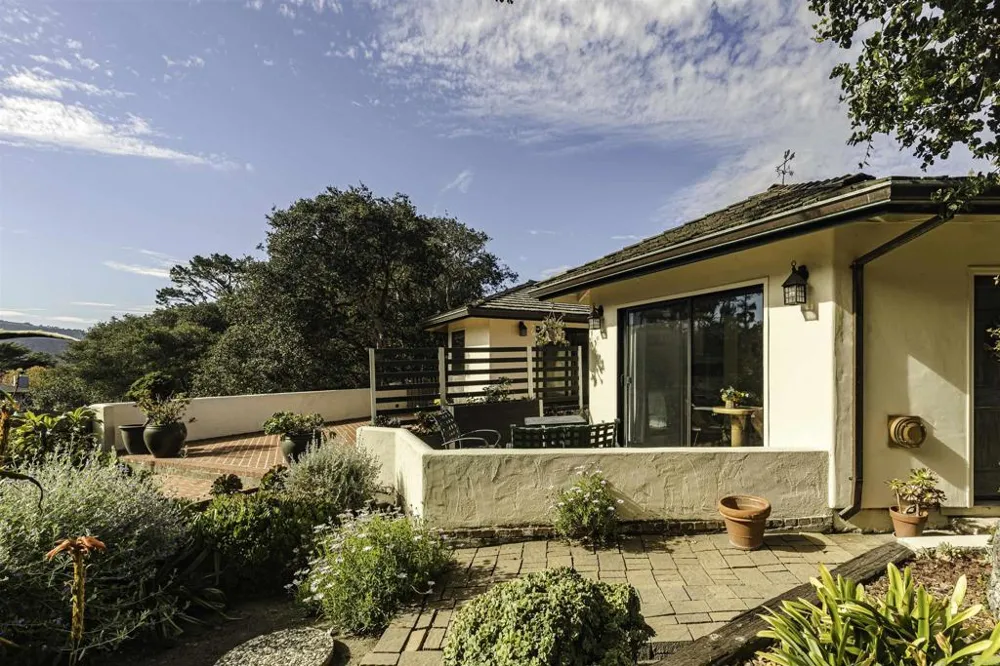 3540 Oak Place Carmel By The Sea, CA 93923