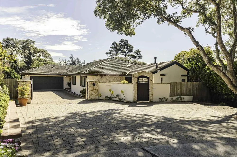 3540 Oak Place Carmel By The Sea, CA 93923