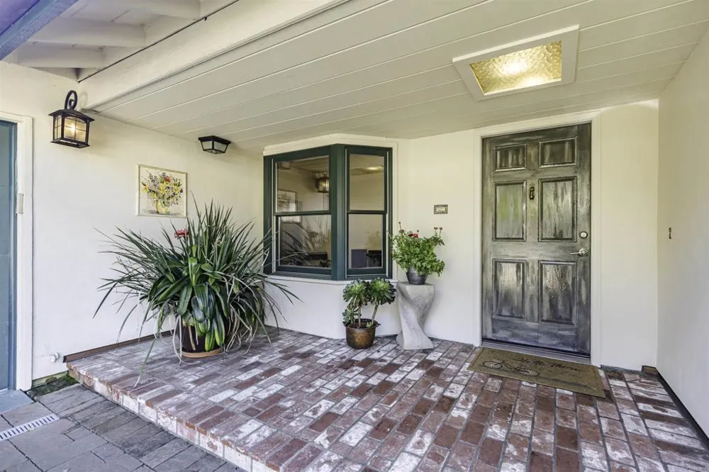 3540 Oak Place Carmel By The Sea, CA 93923