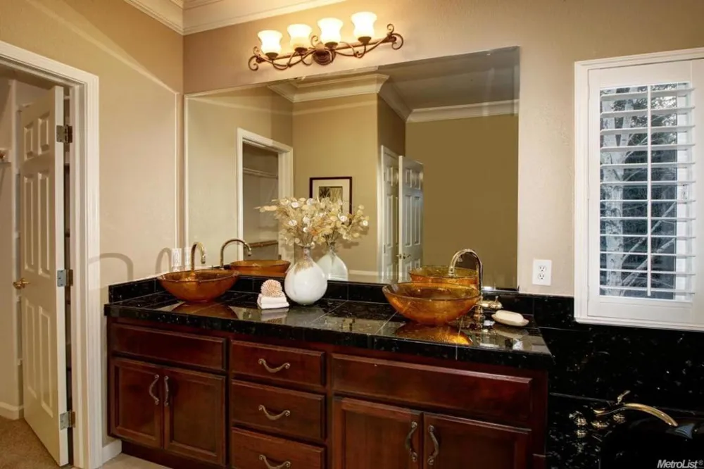 3520 Emerson Drive Roseville, CA 95661