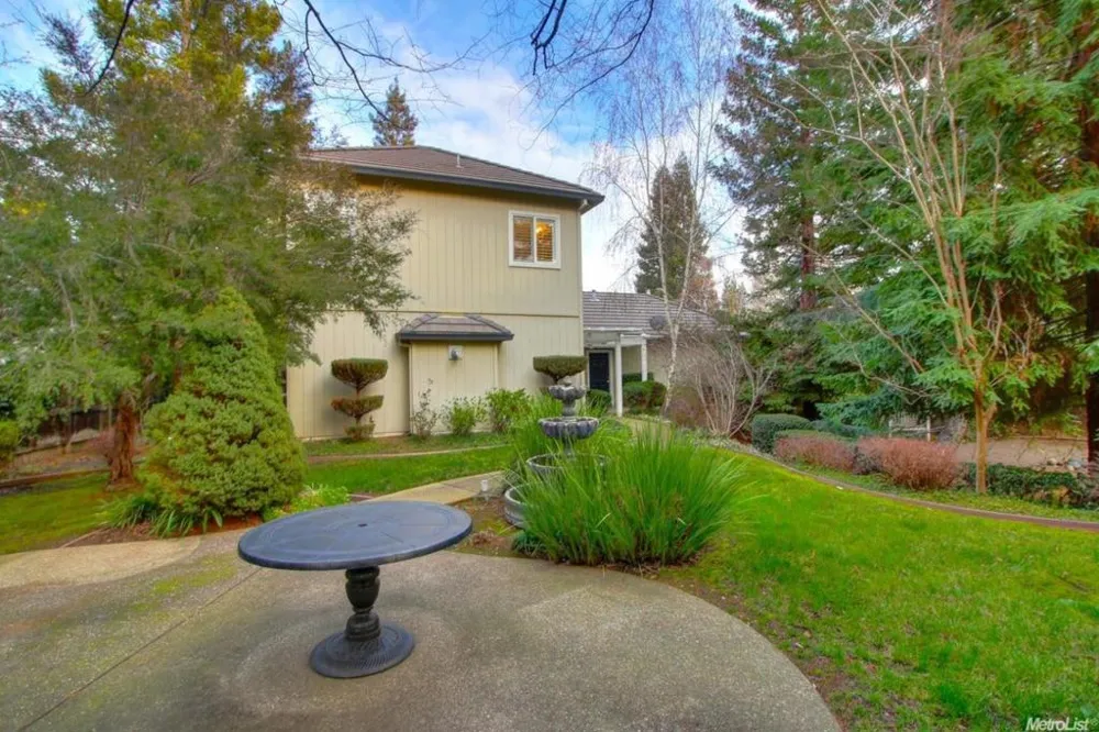 3520 Emerson Drive Roseville, CA 95661