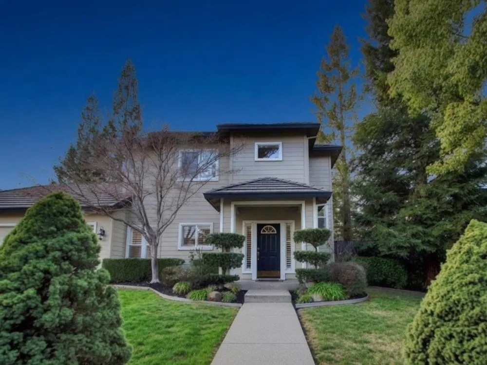 3520 Emerson Drive Roseville, CA 95661