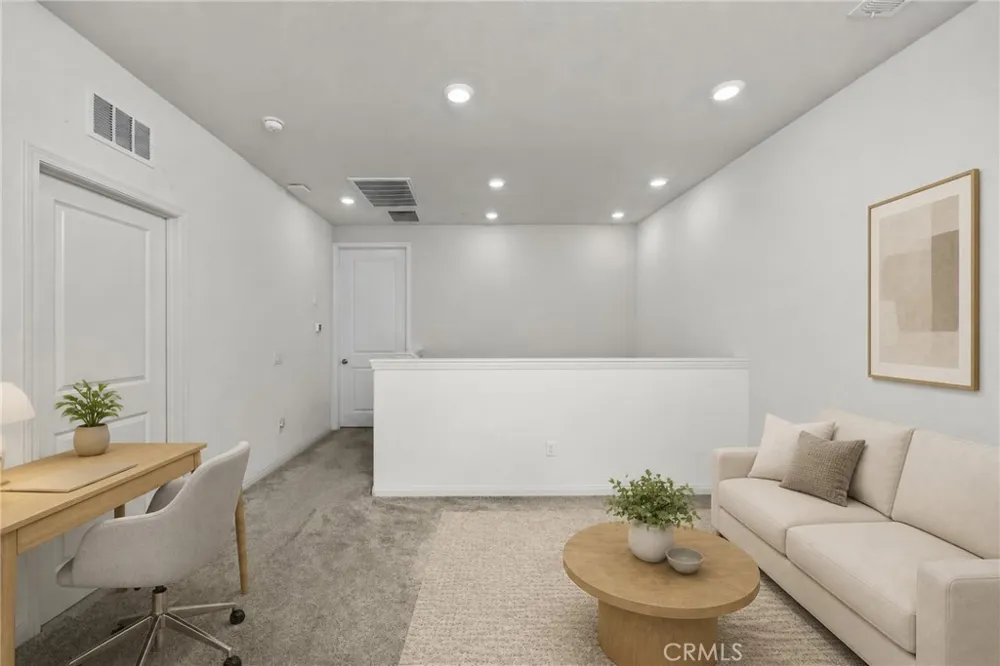 22886 Concord Saugus, CA 91350