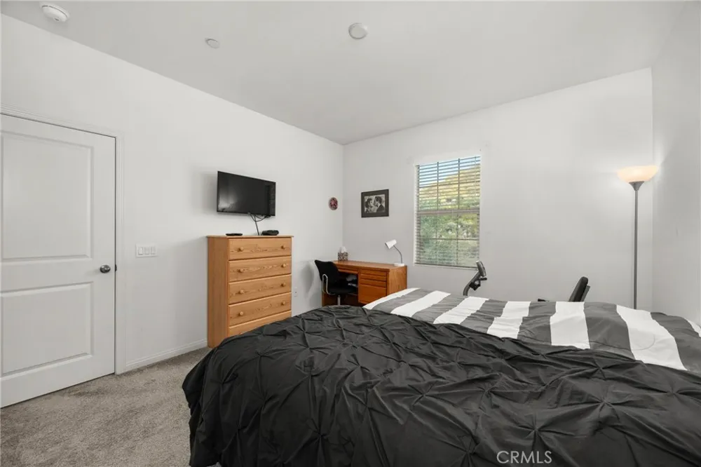 22886 Concord Saugus, CA 91350