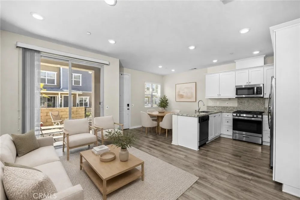 22886 Concord Saugus, CA 91350