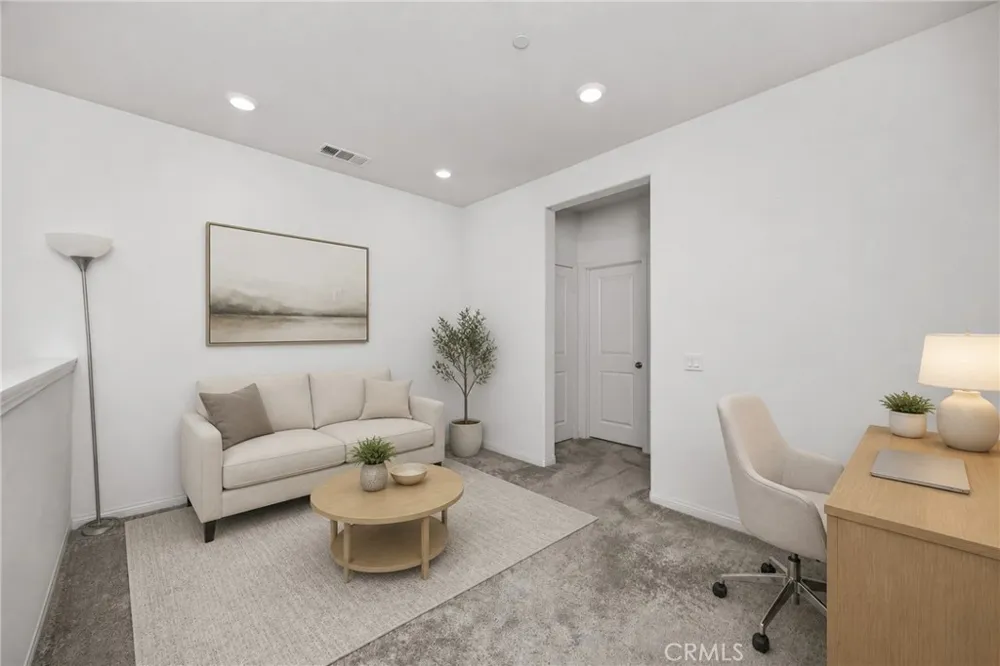 22886 Concord Saugus, CA 91350