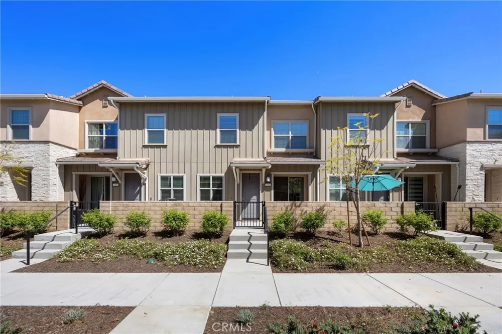22886 Concord Saugus, CA 91350