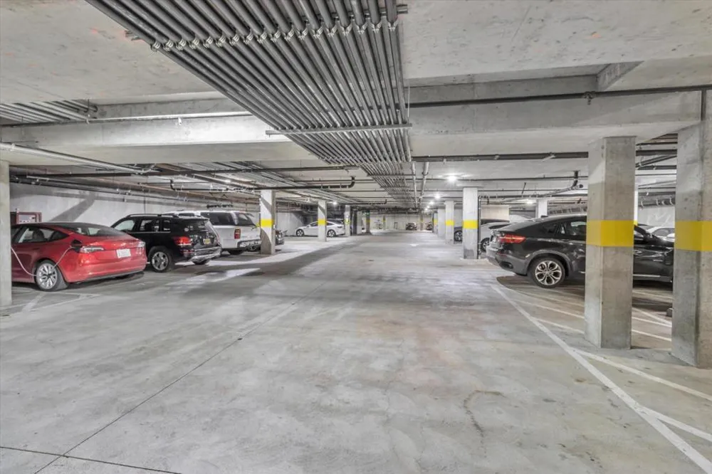 912 Campisi Way #311 Campbell, CA 95008