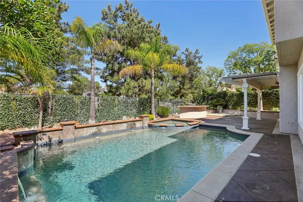 17 Kennedy Court Trabuco Canyon, CA 92679