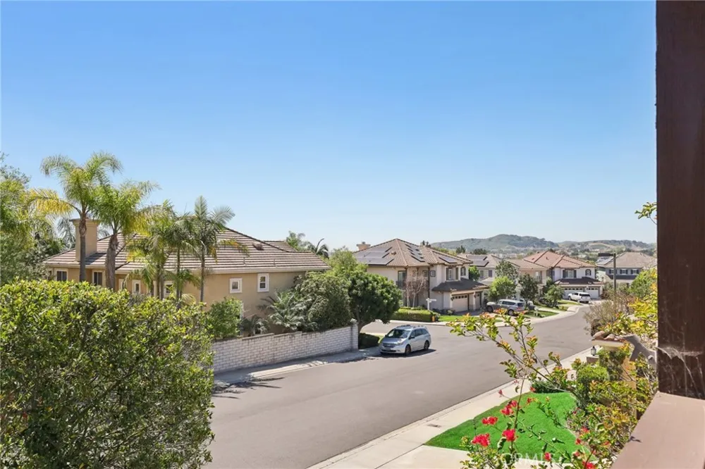 17 Kennedy Court Trabuco Canyon, CA 92679