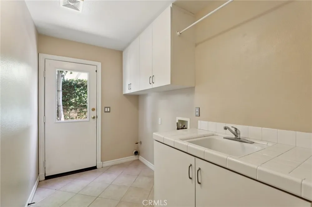 17 Kennedy Court Trabuco Canyon, CA 92679
