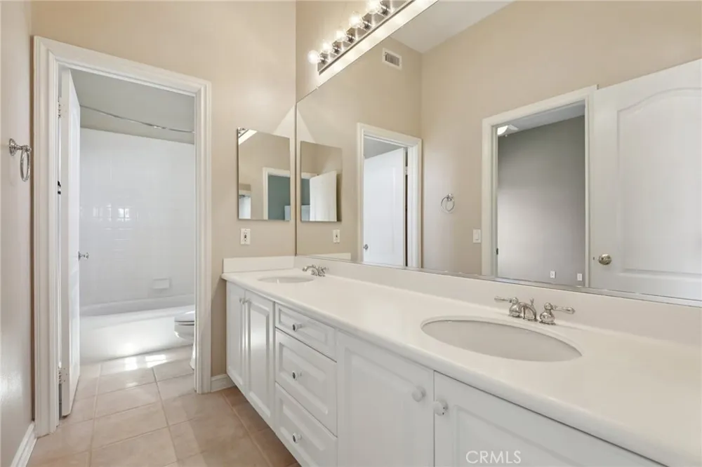 17 Kennedy Court Trabuco Canyon, CA 92679