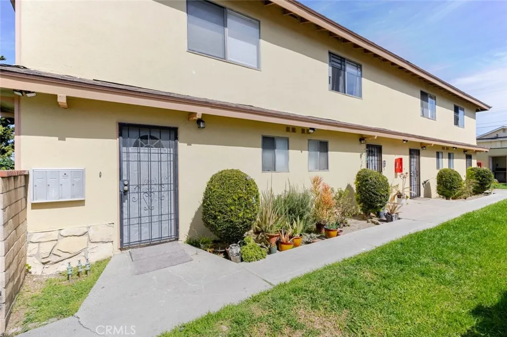 12422 Clearglen Avenue Whittier, CA 90604