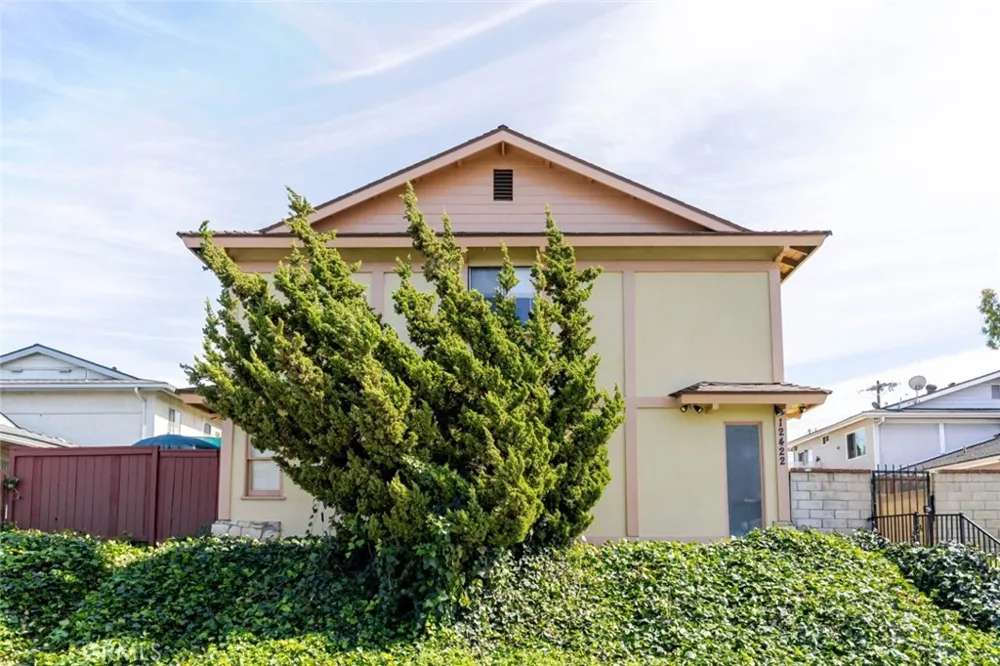 12422 Clearglen Avenue Whittier, CA 90604