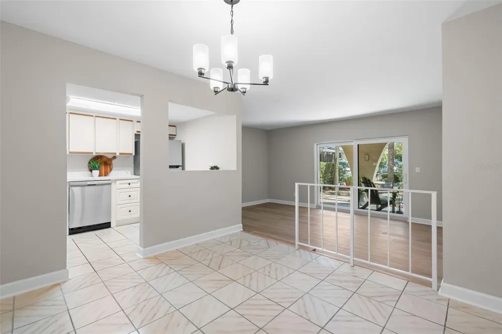 505 PLAZA SEVILLE COURT #11 Treasure Island, FL 33706