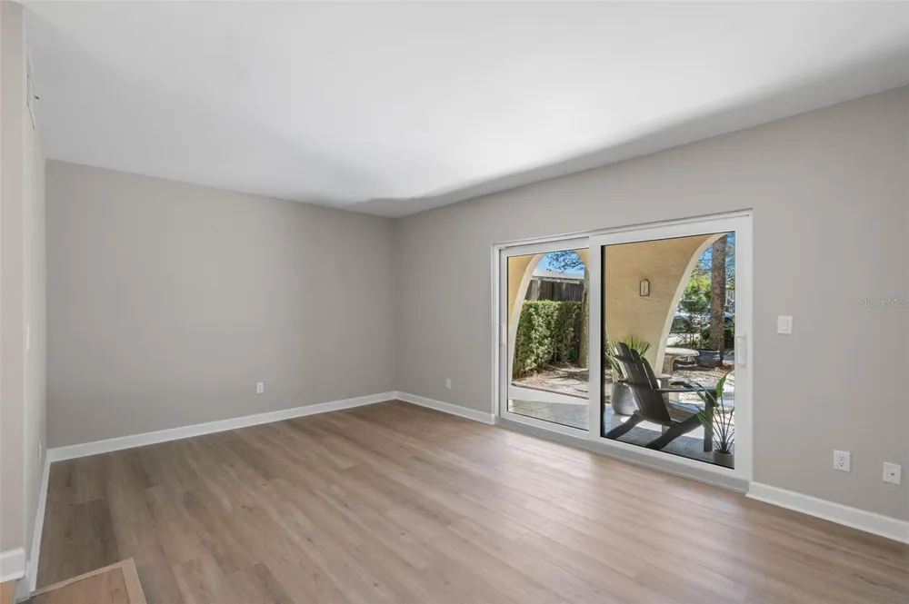 505 PLAZA SEVILLE COURT #11 Treasure Island, FL 33706