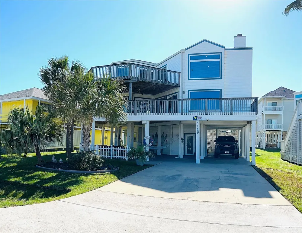 4119 Campeche Court Galveston, TX 77554