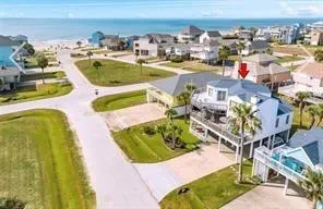 4119 Campeche Court Galveston, TX 77554