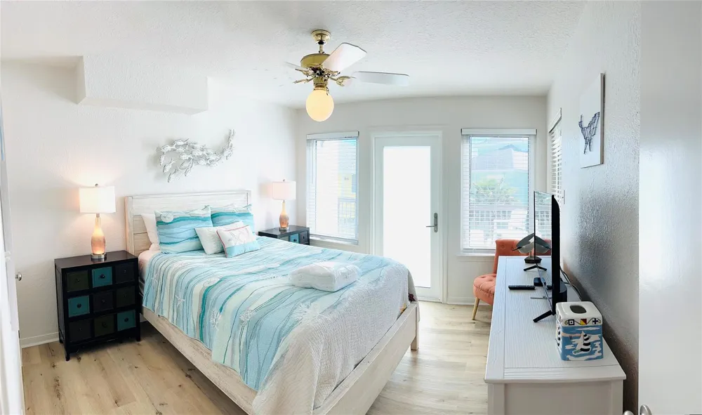 4119 Campeche Court Galveston, TX 77554