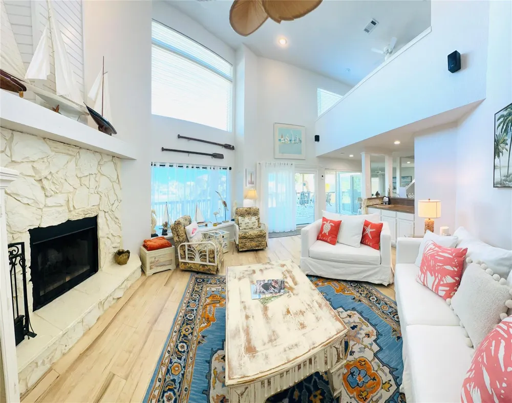 4119 Campeche Court Galveston, TX 77554