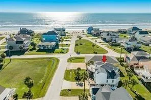 4119 Campeche Court Galveston, TX 77554