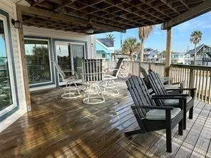 4119 Campeche Court Galveston, TX 77554
