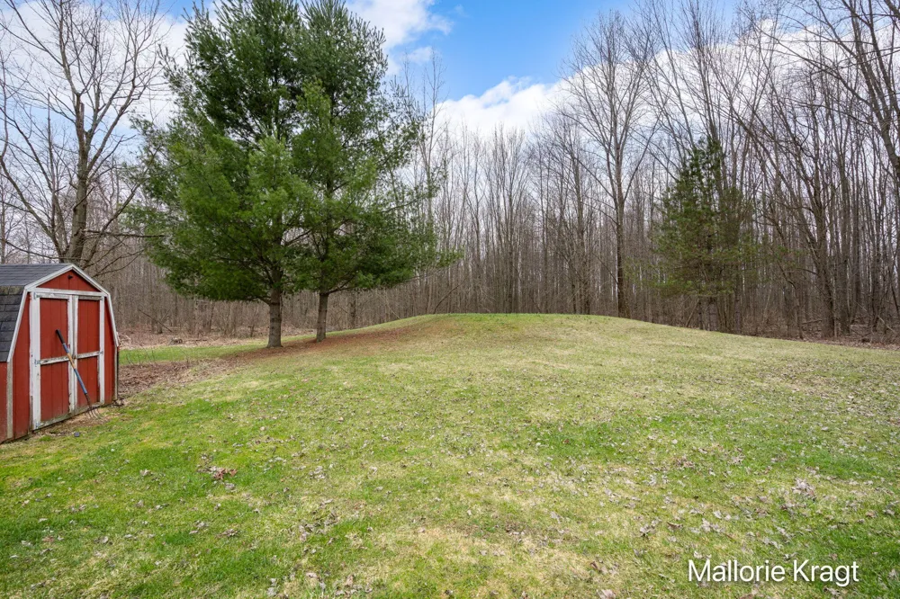 4328 105th Avenue Cheshire Township, MI 49010
