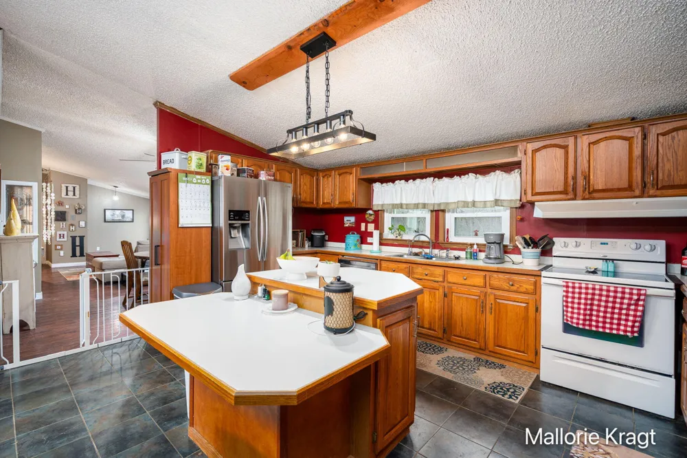 4328 105th Avenue Cheshire Township, MI 49010