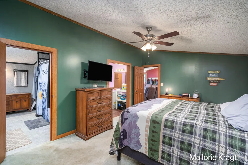 4328 105th Avenue Cheshire Township, MI 49010