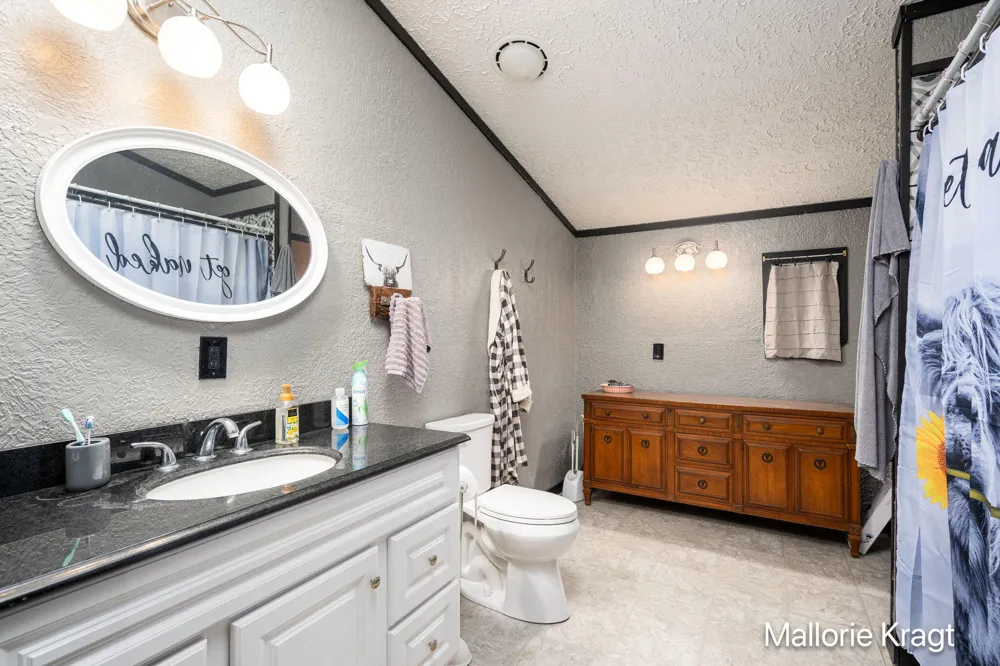4328 105th Avenue Cheshire Township, MI 49010