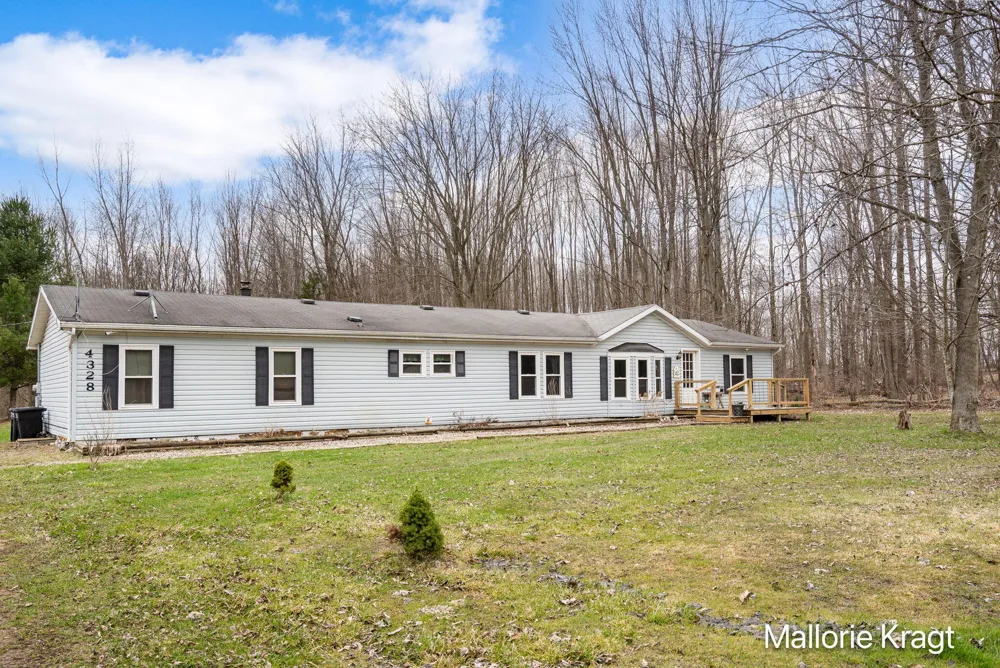 4328 105th Avenue Cheshire Township, MI 49010