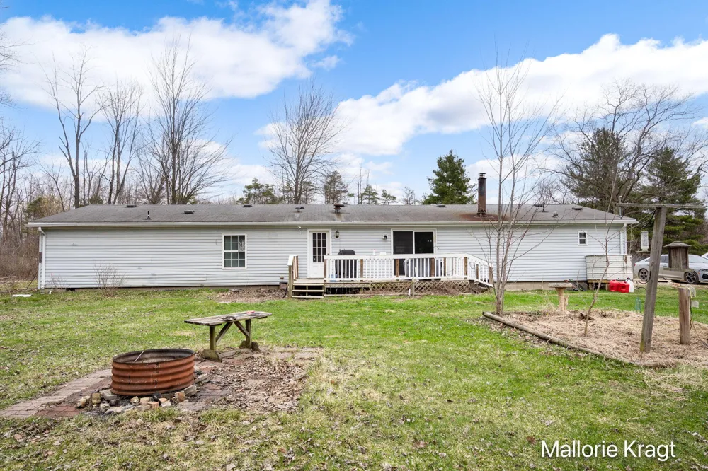 4328 105th Avenue Cheshire Township, MI 49010